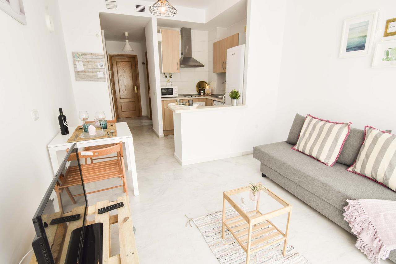 P&P Apartaments Carrera De Capuchinos Malaga Exterior photo