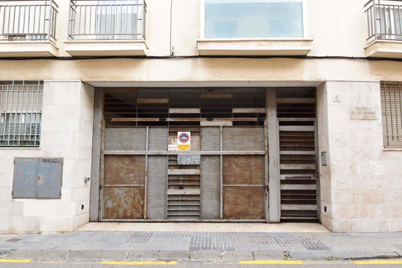 P&P Apartaments Carrera De Capuchinos Malaga Exterior photo