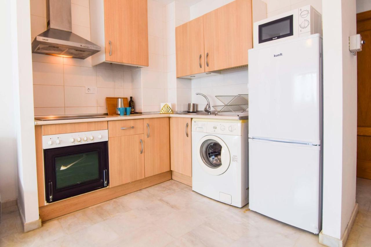 P&P Apartaments Carrera De Capuchinos Malaga Exterior photo